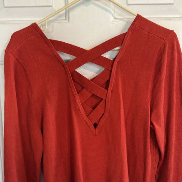 Love Ellie Burnt Orange sweater size large - Picture 4 of 4